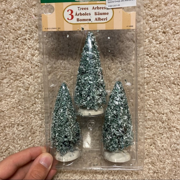 3 Miniature Lemax Christmas Village Christmas Trees Flocked - Picture 1 of 4